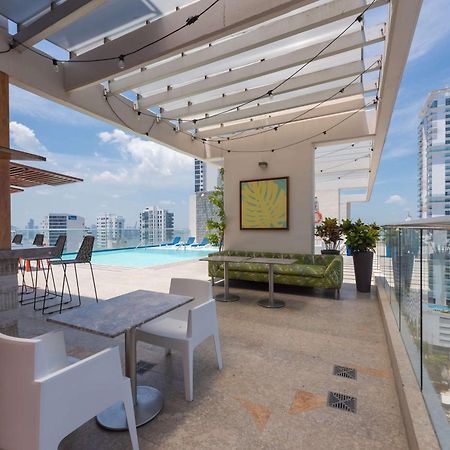 Готель Hampton By Hilton Cartagena Екстер'єр фото