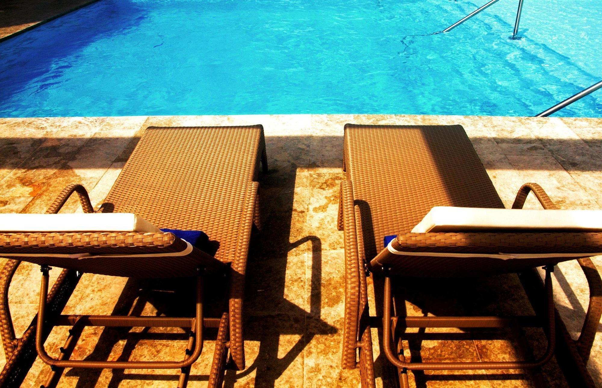 Готель Hampton By Hilton Cartagena Екстер'єр фото